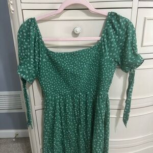 American Eagle Outfitters Green Dress with White Floral Pattern